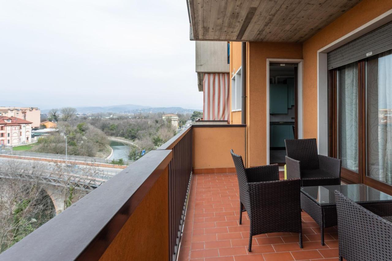 شقة Borgo Roma With Parking - Pet Friendly فيرونا المظهر الخارجي الصورة